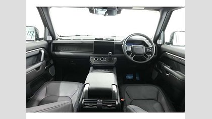 Defender 130 3
