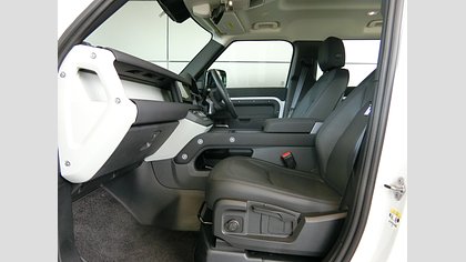 Defender 110 2