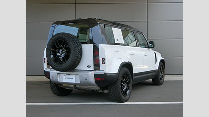 Defender 110 11