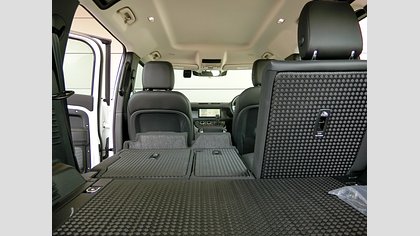 Defender 110 14