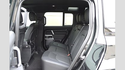 Defender 110 4