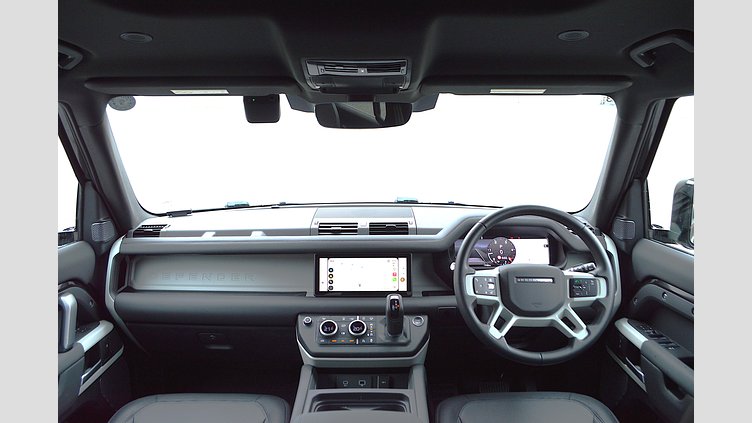 2024 認定中古車 Land Rover Defender 110 サントリーニブラック D300 AWD（AT） X-DYNAMIC SE