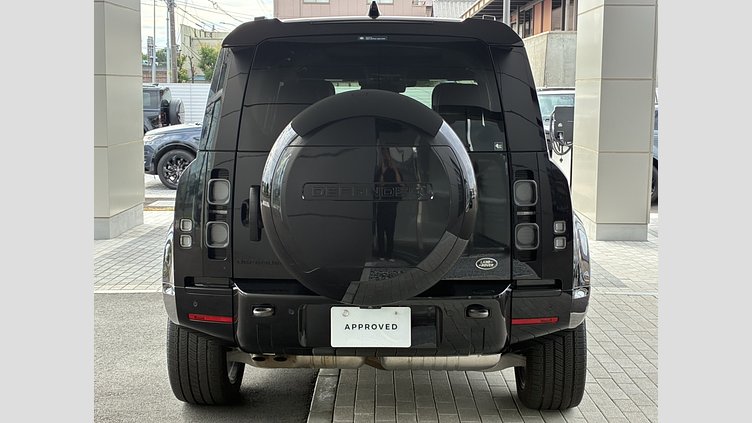 2022 認定中古車 Land Rover Defender 110 サントリーニブラック D300 AWD（AT） X
