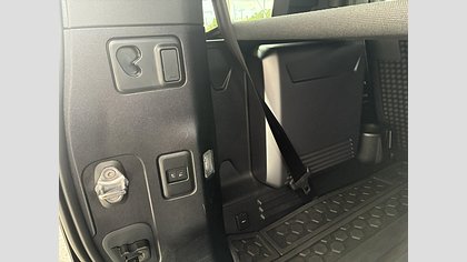 Defender 110 18