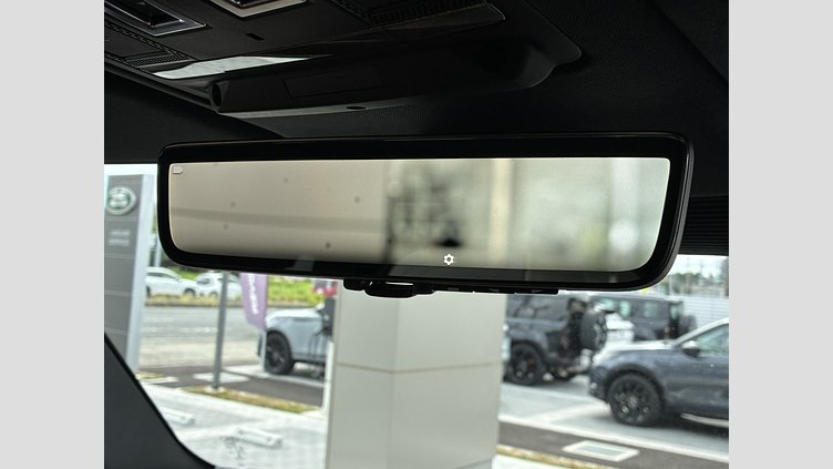 2022 認定中古車 Land Rover Defender 110 サントリーニブラック D300 AWD（AT） X