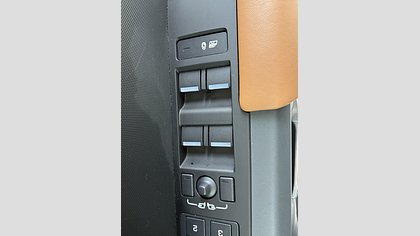 Defender 110 24