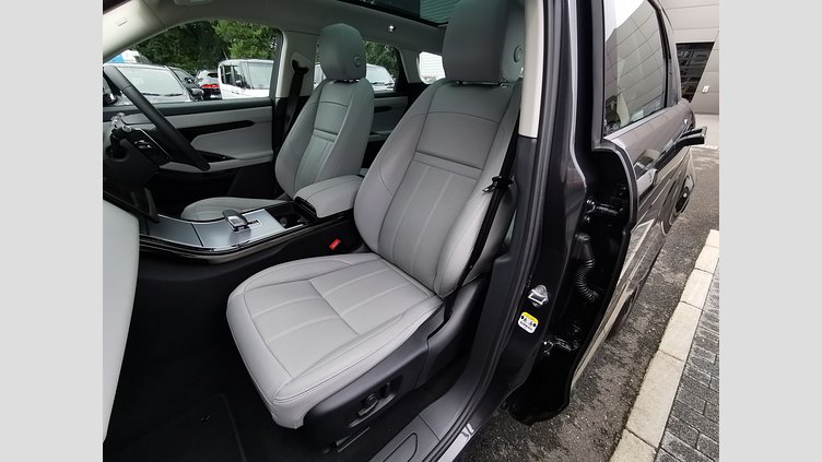 2024 認定中古車 Land Rover Range Rover Evoque カルパチアングレイ D200マイルドハイブリッド（ディーゼル） S
