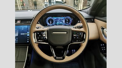 Range Rover Velar 16