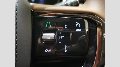 Range Rover Velar 24