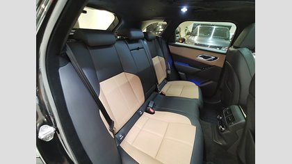 Range Rover Velar 4