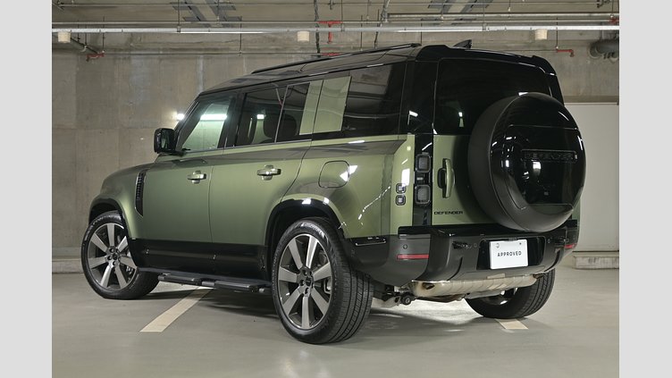 2025 認定中古車 Land Rover Defender 110 Woolstone Green 2.0L AJ200P Hi PHEV X-Dynamic HSE