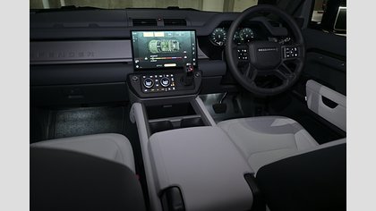 Defender 110 11