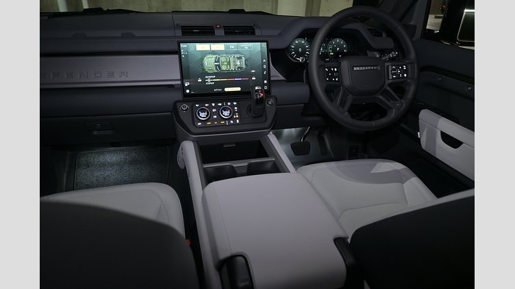 2025 認定中古車 Land Rover Defender 110 Woolstone Green 2.0L AJ200P Hi PHEV X-Dynamic HSE