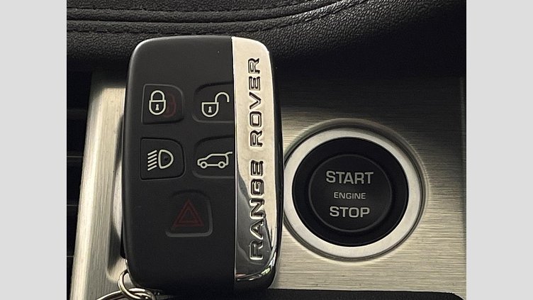 2018 認定中古車 Land Rover Range Rover Evoque Fuji White 2.0 litre i4D Diesel フリースタイル