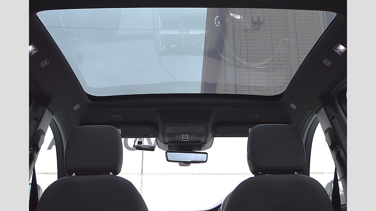 2021 認定中古車 Jaguar E-Pace Yulong White 2.0 litre i4D​ D200　Base
