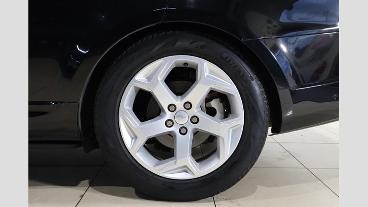 2020 認定中古車 Land Rover Range Rover Sport サントリーニブラック 3.0リッターTDV6ディーゼル（258 PS） HSE