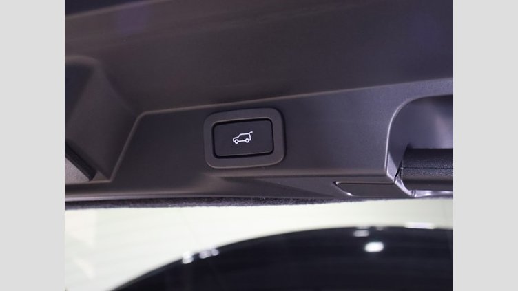 2020 認定中古車 Land Rover Range Rover Sport サントリーニブラック 3.0リッターTDV6ディーゼル（258 PS） HSE