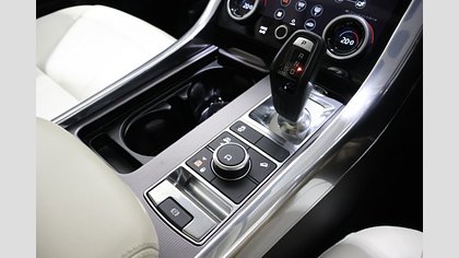 Range Rover Sport 31