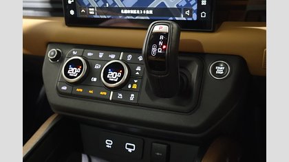 Defender 110 26