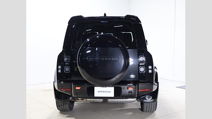 Defender 110 6