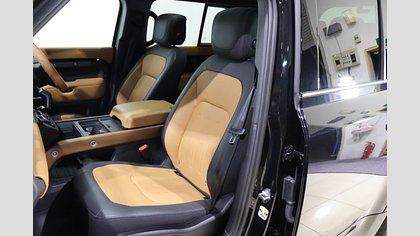 Defender 110 2