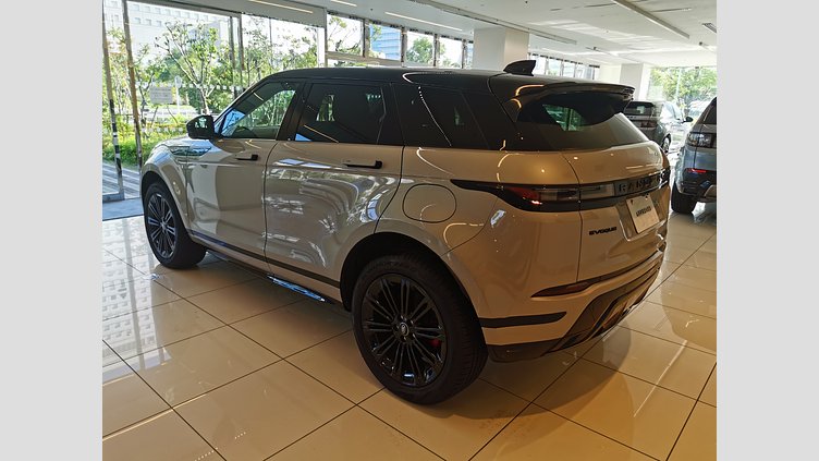 2024 認定中古車 Land Rover Range Rover Evoque ソウルパールシルバー P300eプラグインハイブリッド（ガソリン） スタンダードホイールベース DYNAMIC HSE