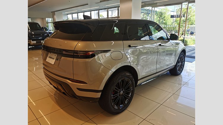 2024 認定中古車 Land Rover Range Rover Evoque ソウルパールシルバー P300eプラグインハイブリッド（ガソリン） スタンダードホイールベース DYNAMIC HSE