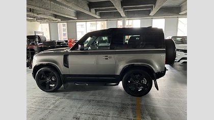 Defender 90 7