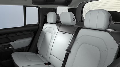 Defender 110 6