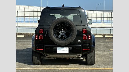 Defender 110 6