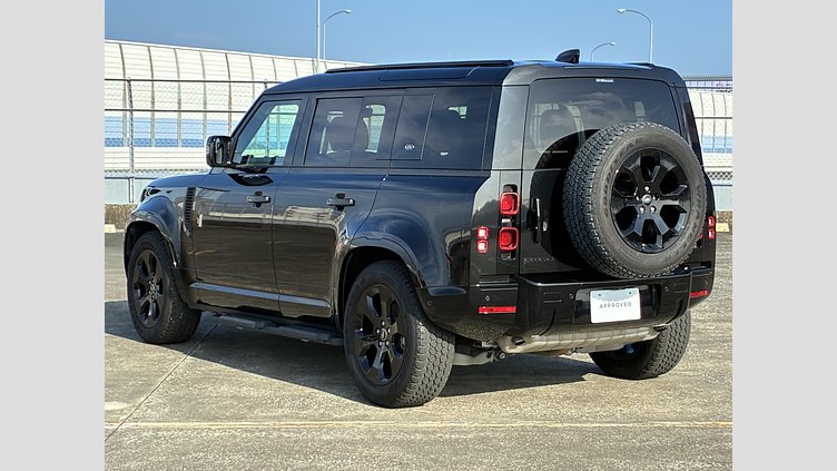 2023 認定中古車 Land Rover Defender 110 サントリーニブラック P300 AWD（AT） XS EDITION