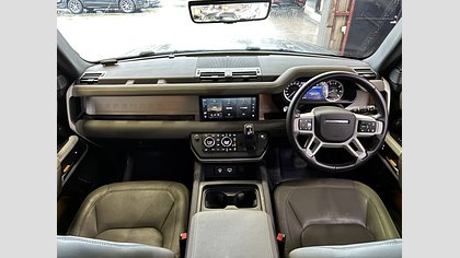 Defender 110 12