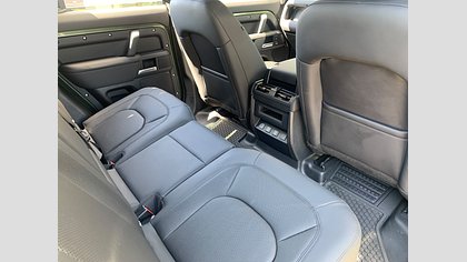 Defender 90 19