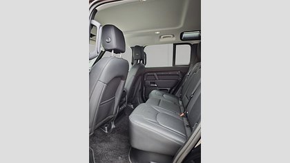 Defender 110 16