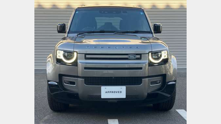 2025 認定中古車 Land Rover Defender 110 シリコンシルバー P300 ガソリン X-Dynamic SE