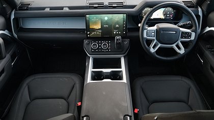 Defender 110 4