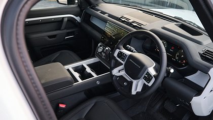 Defender 110 15