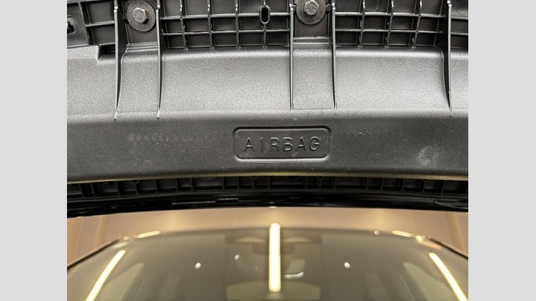 2025 認定中古車 Land Rover Range Rover Evoque サントリーニブラック D200マイルドハイブリッド（ディーゼル） SWB S