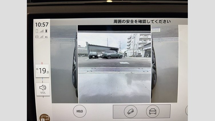 2025 認定中古車 Land Rover Range Rover Evoque サントリーニブラック D200マイルドハイブリッド（ディーゼル） SWB S
