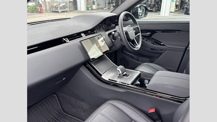 2025 認定中古車 Land Rover Range Rover Evoque サントリーニブラック D200マイルドハイブリッド（ディーゼル） SWB S
