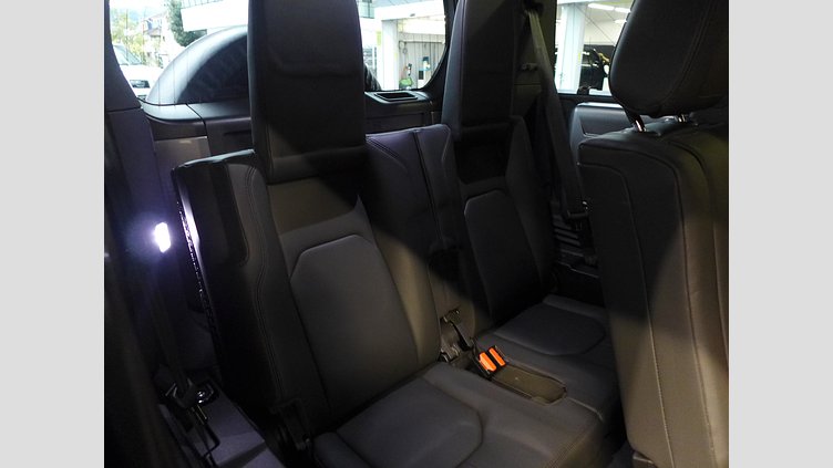 2023 認定中古車 Land Rover Defender 110 アイガーグレイ D300 AWD（AT） X-DYNAMIC HSE D300
