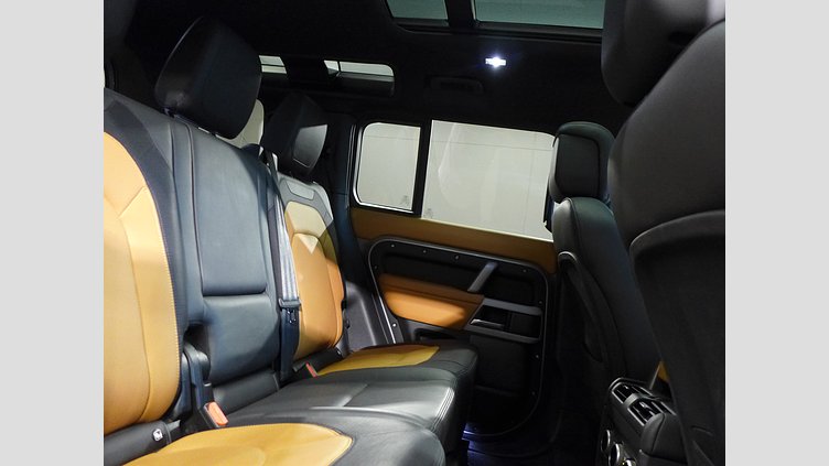 2023 認定中古車 Land Rover Defender 110 アイガーグレイ D300 AWD（AT） X-DYNAMIC HSE D300