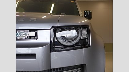 Defender 110 11