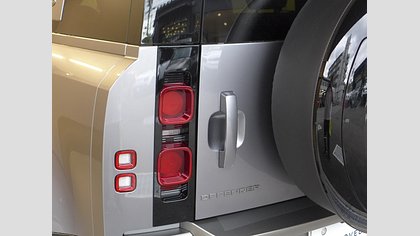 Defender 110 60