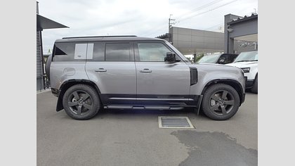 Defender 110 5