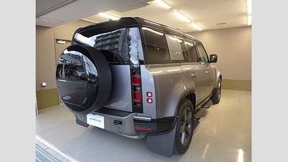 Defender 110 6