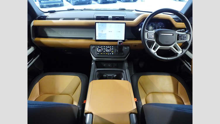 2023 認定中古車 Land Rover Defender 110 アイガーグレイ D300 AWD（AT） X-DYNAMIC HSE D300