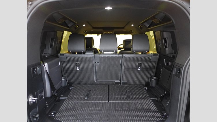 2023 認定中古車 Land Rover Defender 110 アイガーグレイ D300 AWD（AT） X-DYNAMIC HSE D300
