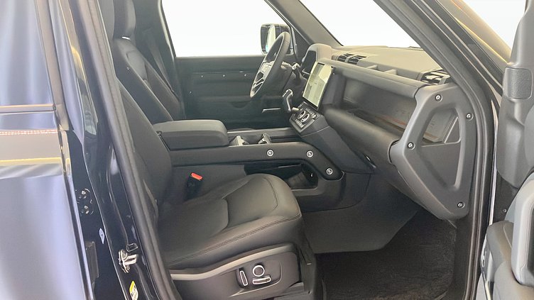 2026 Ny Land Rover Defender 130 Santorini Black D250 Diesel Mild Hybrid D250 X-Dynamic SE