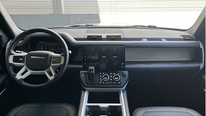 Defender 110 6